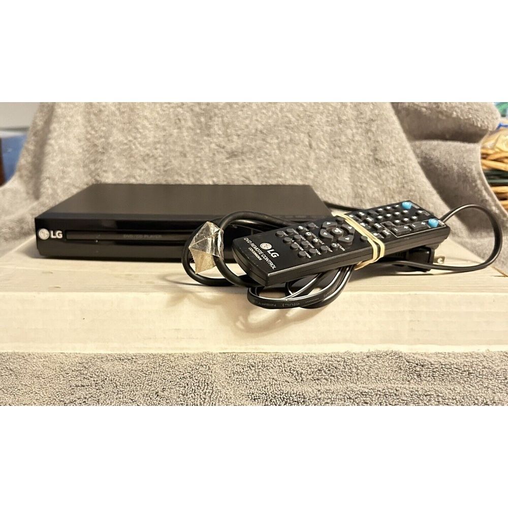 LG DP132H DVD Player with USB & Remote CD Player 2022 Works‎ Tested
